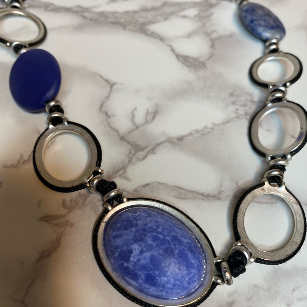 Long necklace - Picture 2 of 4